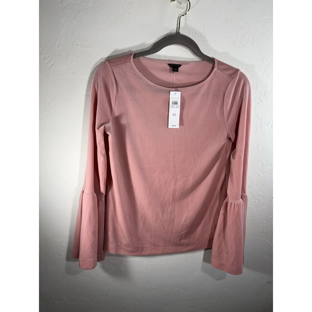 Ann Taylor New With Tags Pink Velvet Bell Sleeve Woman’s Size XS Blouse Stretch